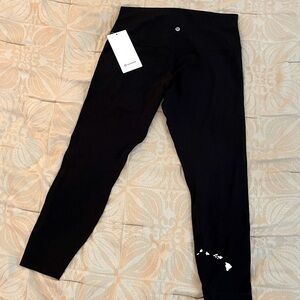 Lululemon limited edition Hawai’i Islands Align HR pants 25” size 12.